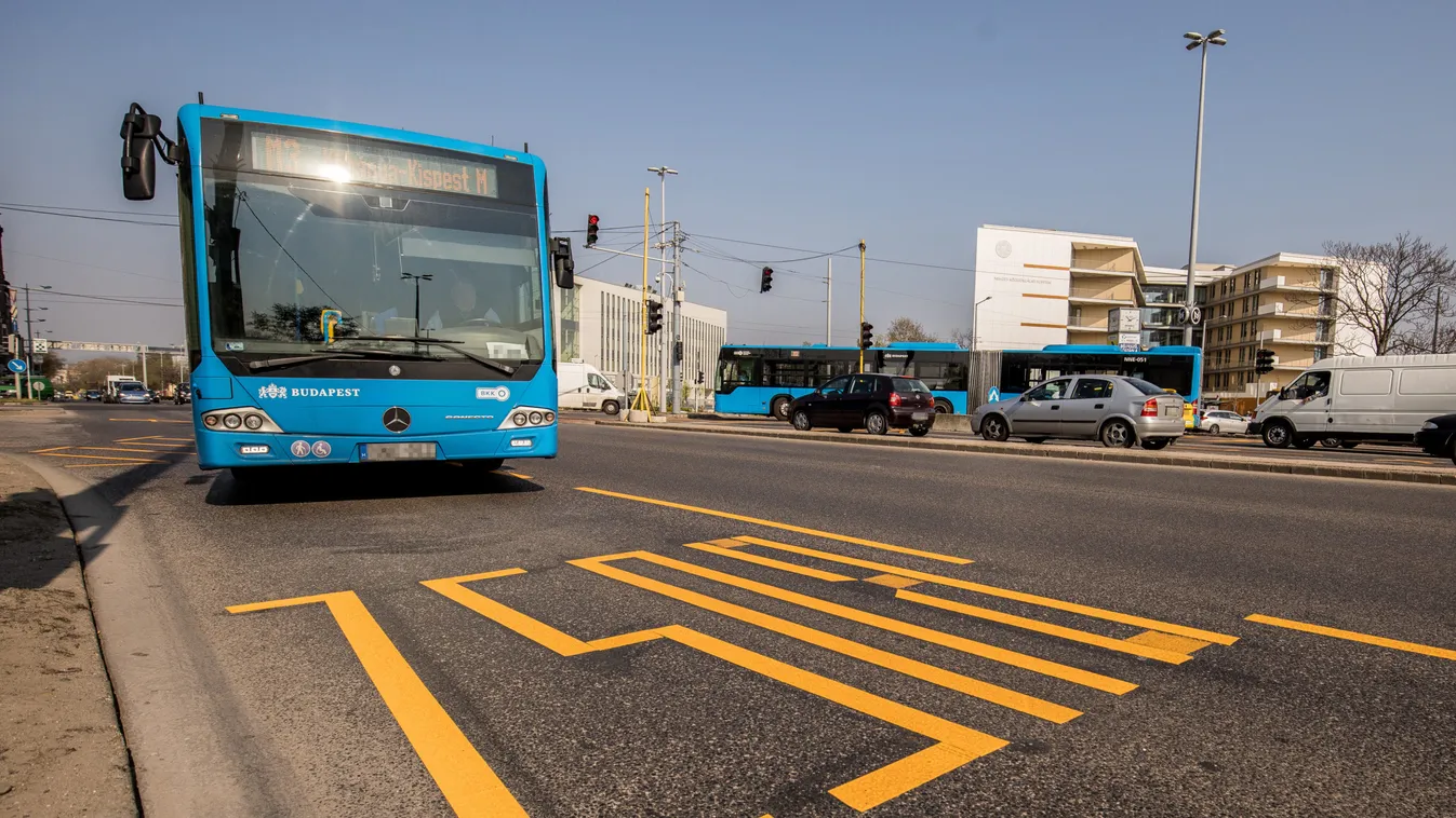 Mától nincs fogaskerekű, szombattól metrópótlók járnak