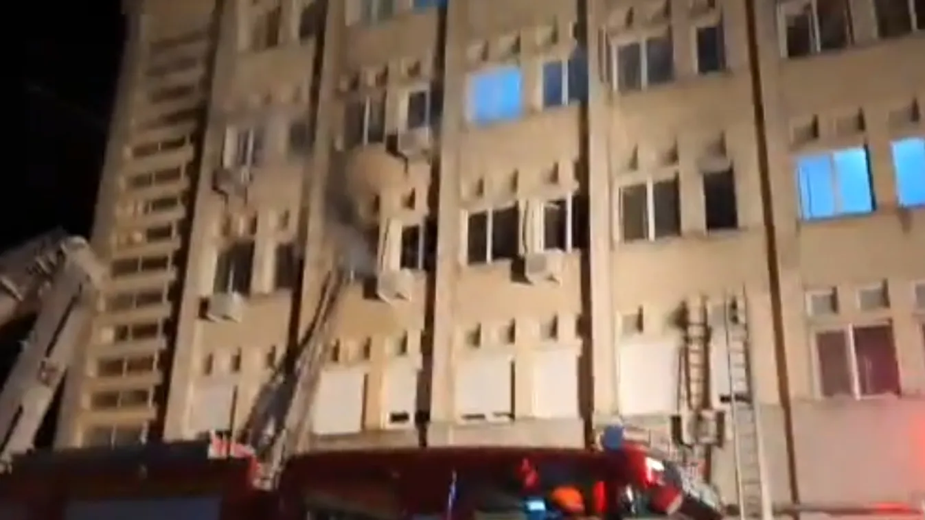 Belgiumban kezelik a betegeit a tűzből menteni próbáló sérült román orvost