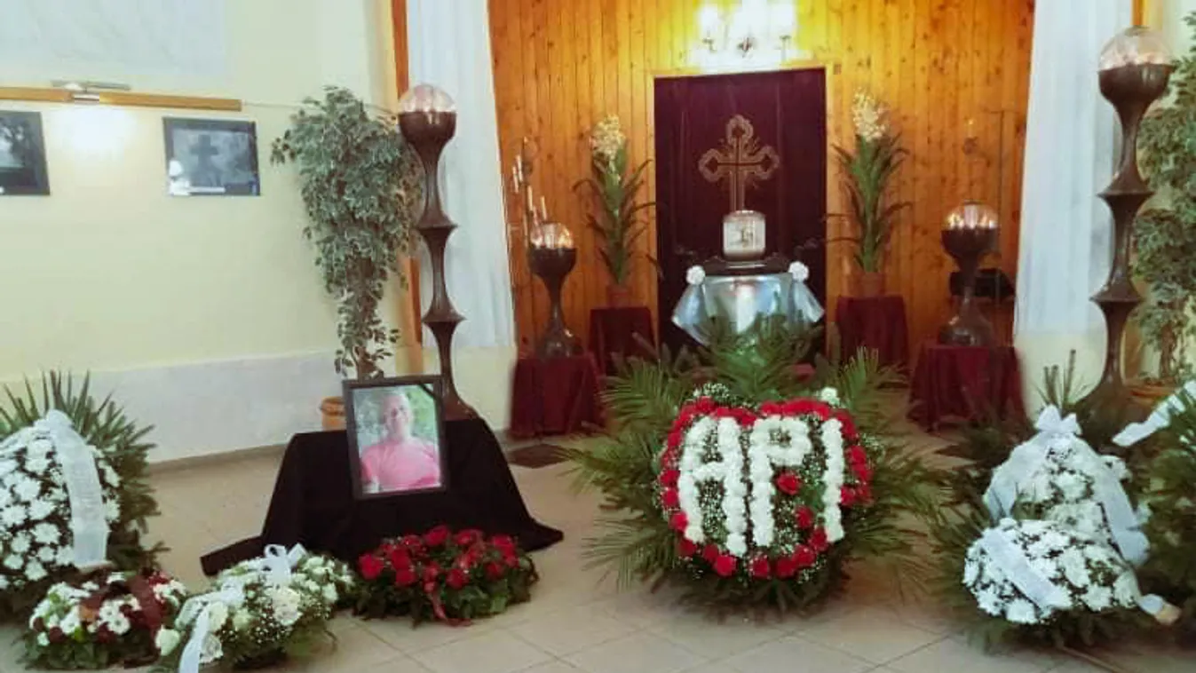 Megható: Szita Bence mellé temették a nevelőapját