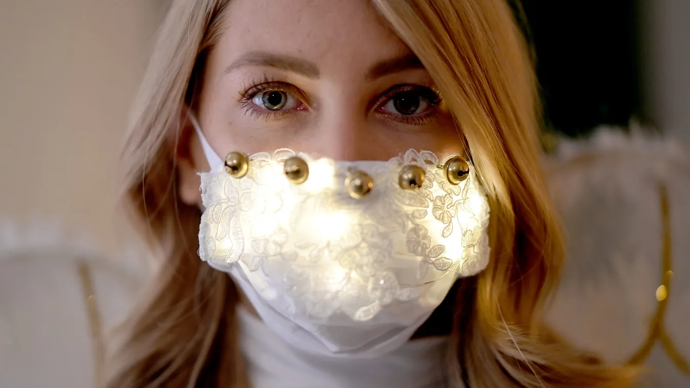 Őrület, ez lesz a karácsonyi maszkdivat