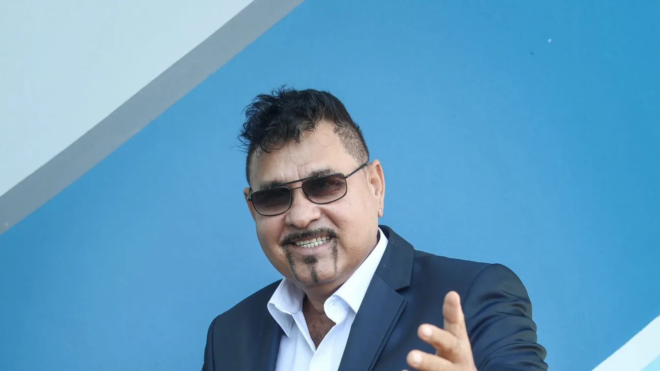 Bódi Guszti kézrátétellel segített a meddő asszonyon, csoda történt