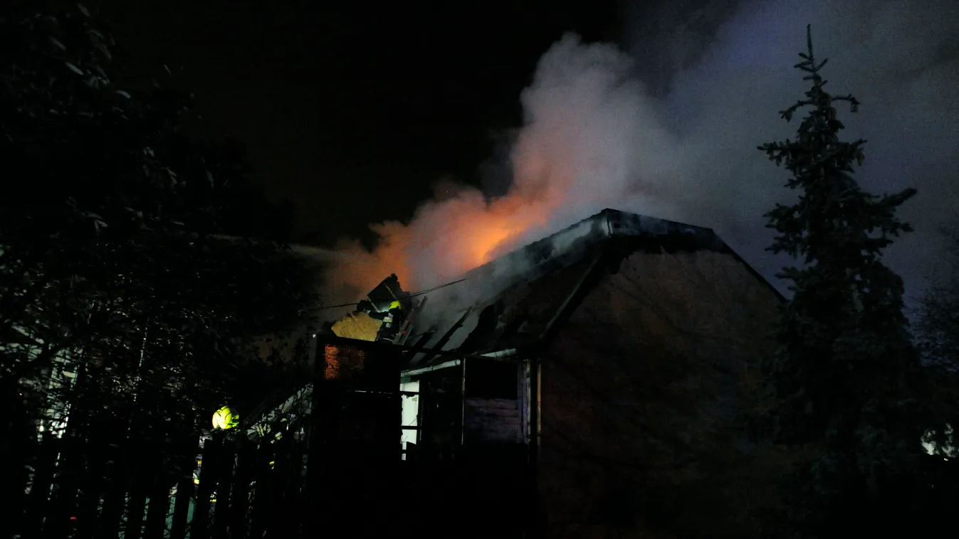 Újabb részletek a Rákospalotán felgyújtott családi házról - videó