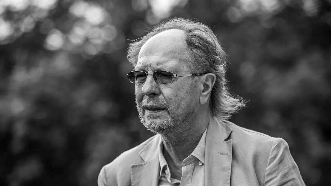 Ez a csönd éve lett... Sztárok gyászolják Balázs Fecót