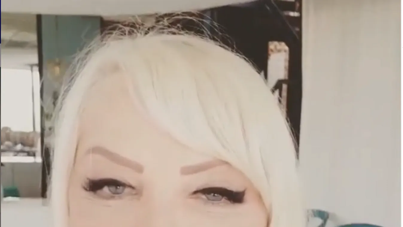 Cicciolina fotójától eldobod az agyad!