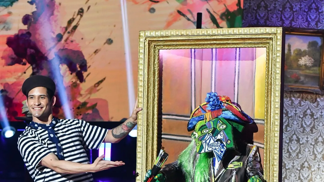 Lelepleződött a Festmény, soha nem jönnél rá, ki volt a jelmez alatt!