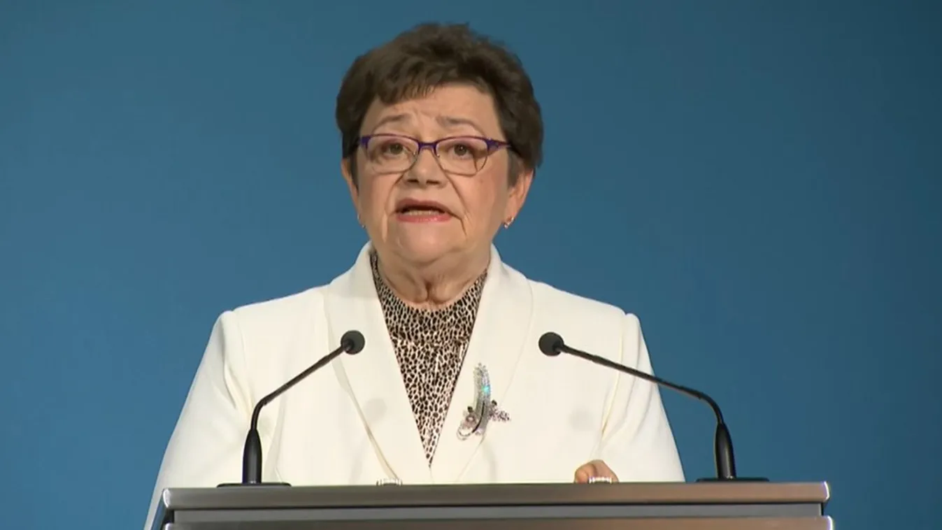 Müller Cecília tiszta vizet öntött a pohárba: ezt kell tudni a vakcina mellékhatásairól