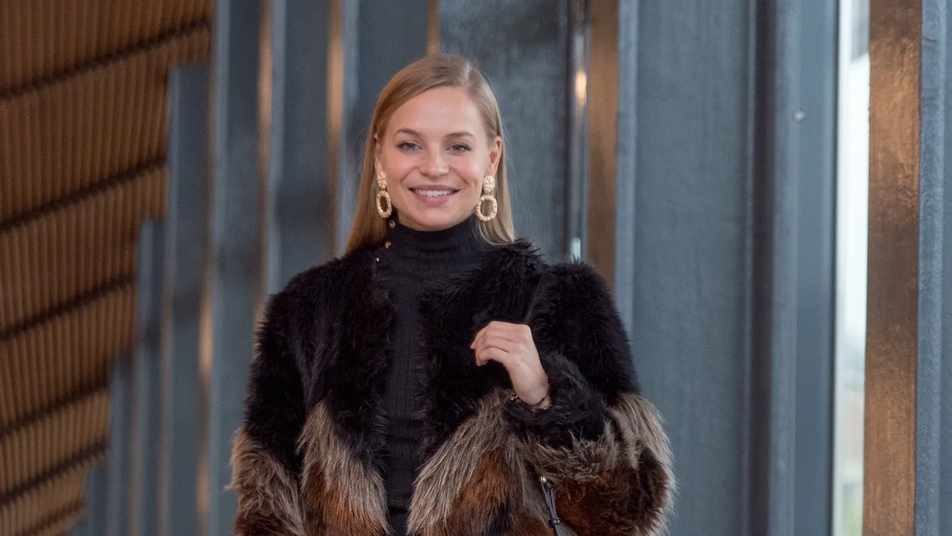 Igazi álompár: Ma már nyíltan vállalják szerelmüket Iszak Eszterék - Fotó