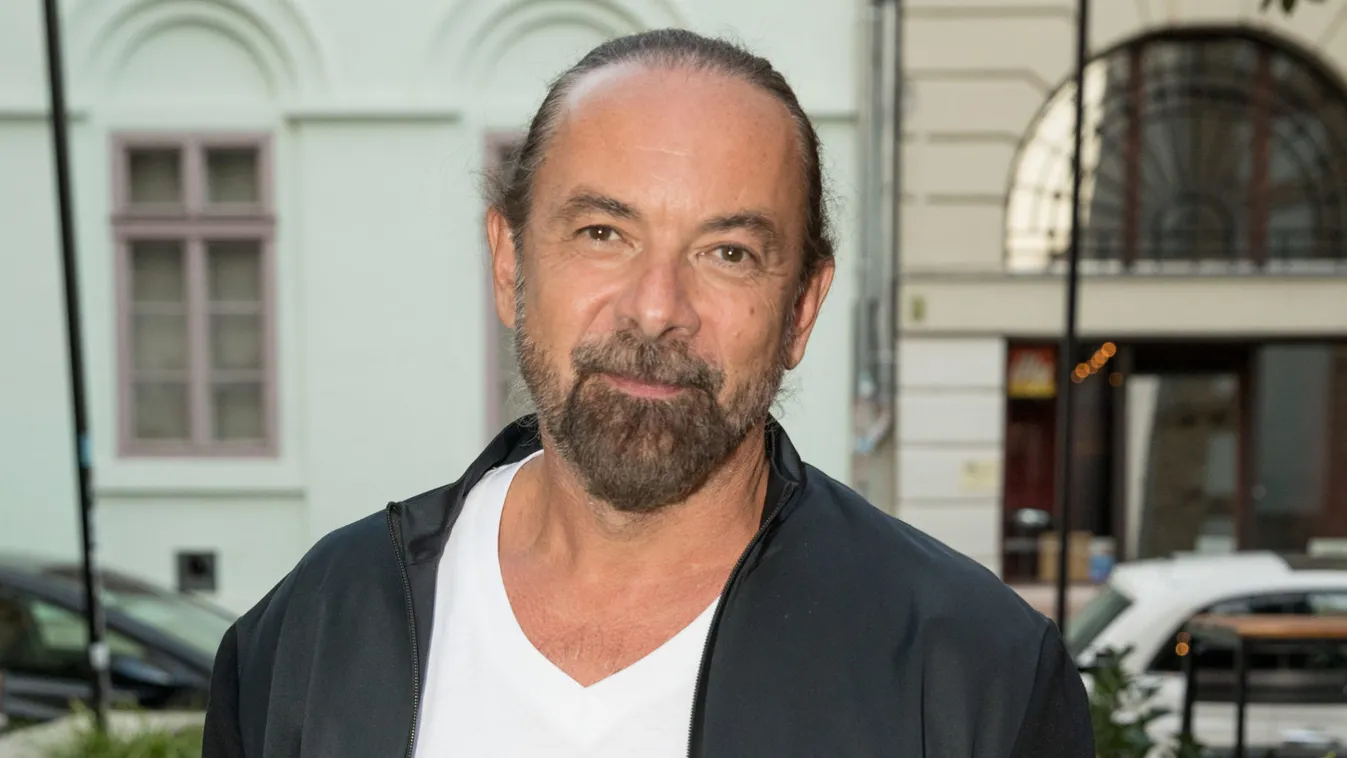 Hoppá, Zsidró Tamás nem csak hajat tud festeni