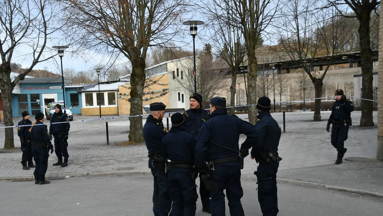 Majdnem 30 évig tartotta bezárva fiát az anya, már fogai sem voltak