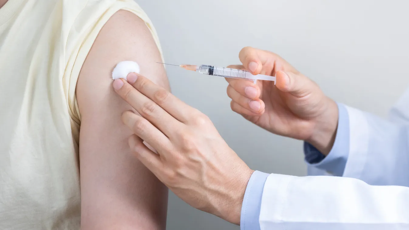 Nincs nyugati vakcina: a Pfizer elsőként az Egyesült Államokba és nem az Európai Unióba szállít