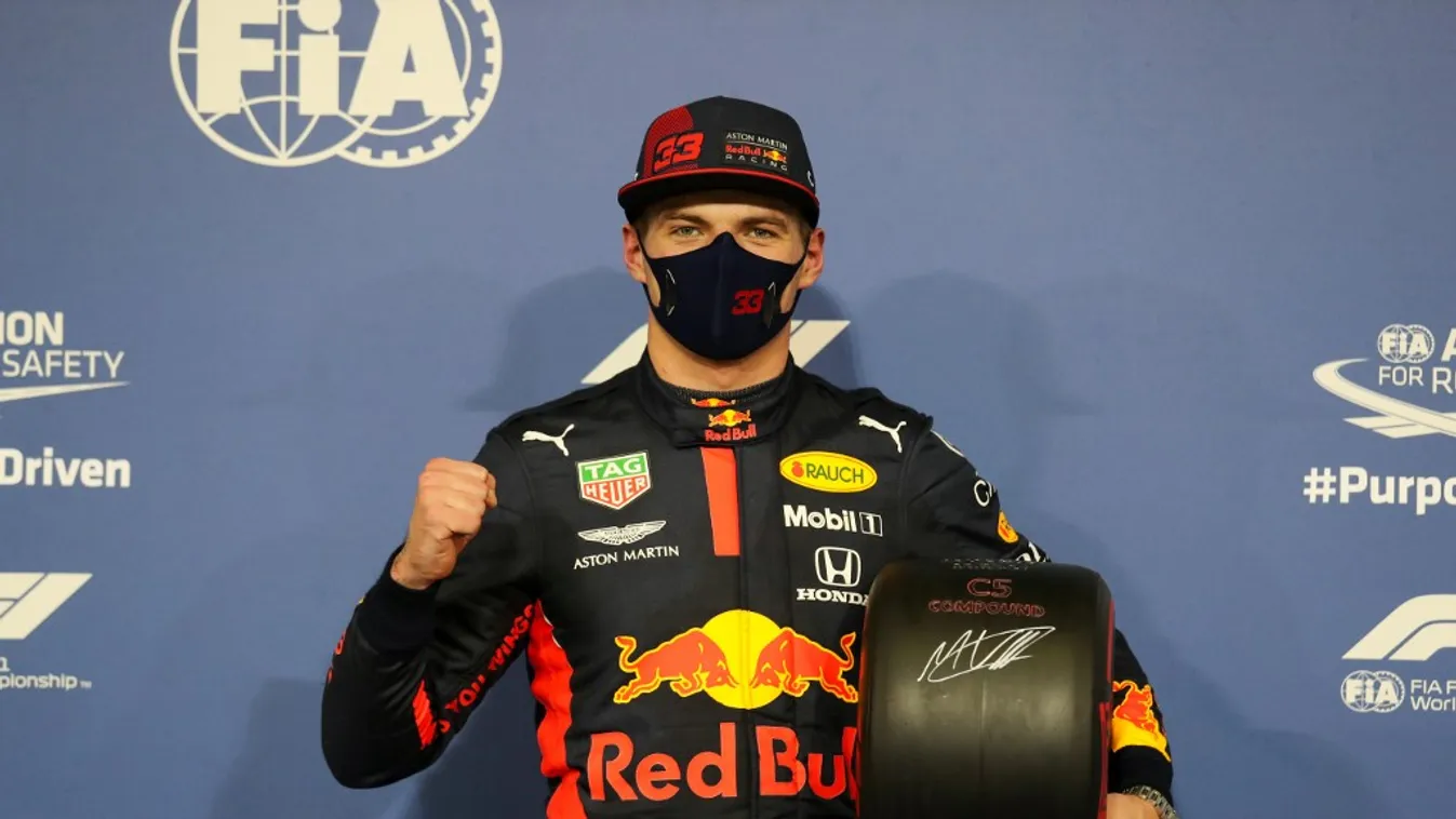 A Forma-1 sztárja megmutatta, ezzel a kocsival közlekedik