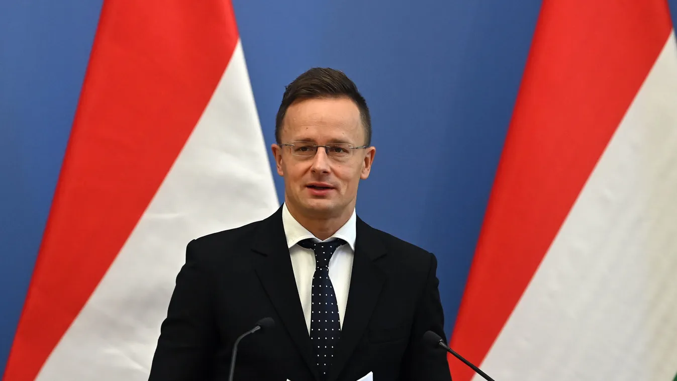 Szijjártó: az EBESZ-megfigyelők már a helyszínen tájékozódnak az Ukrajnában történtekről