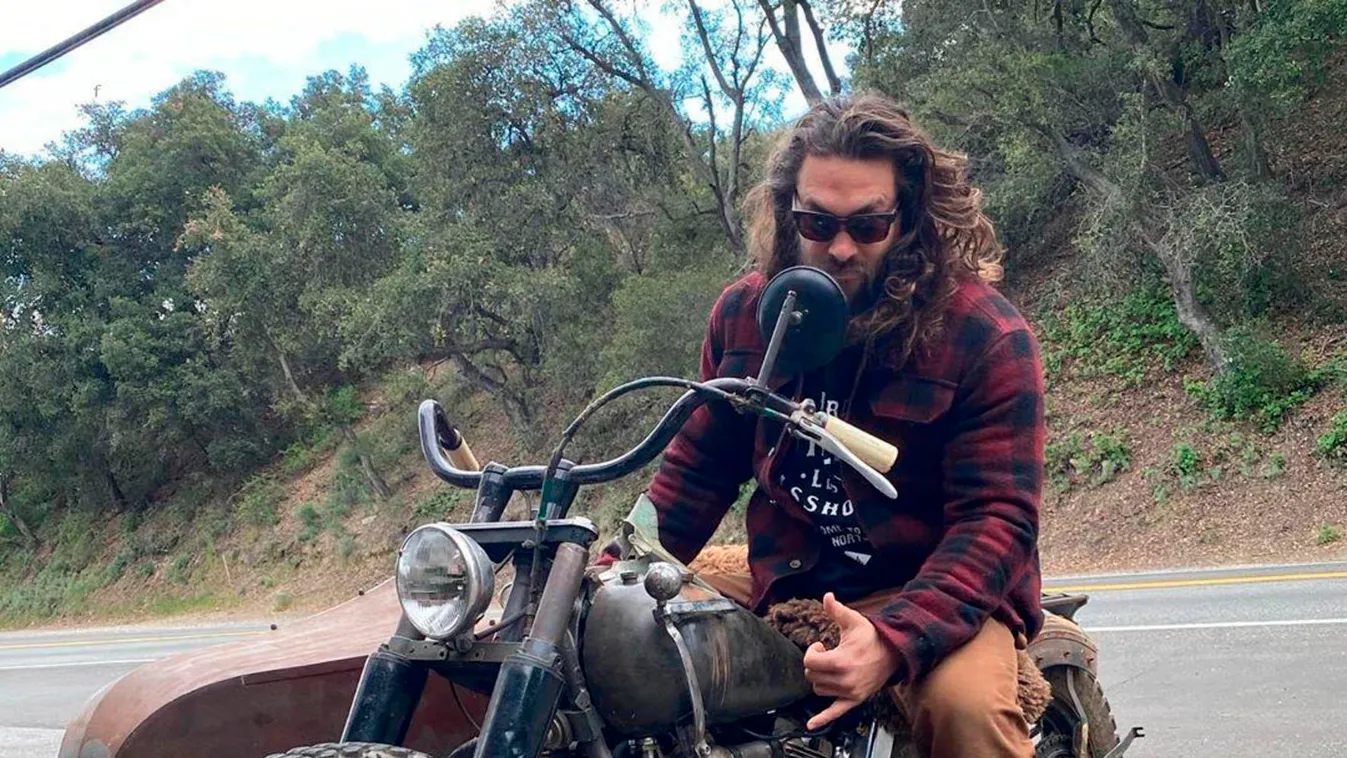 Hoppá, ki pattan a Harley csúcsmotorjának nyergébe!