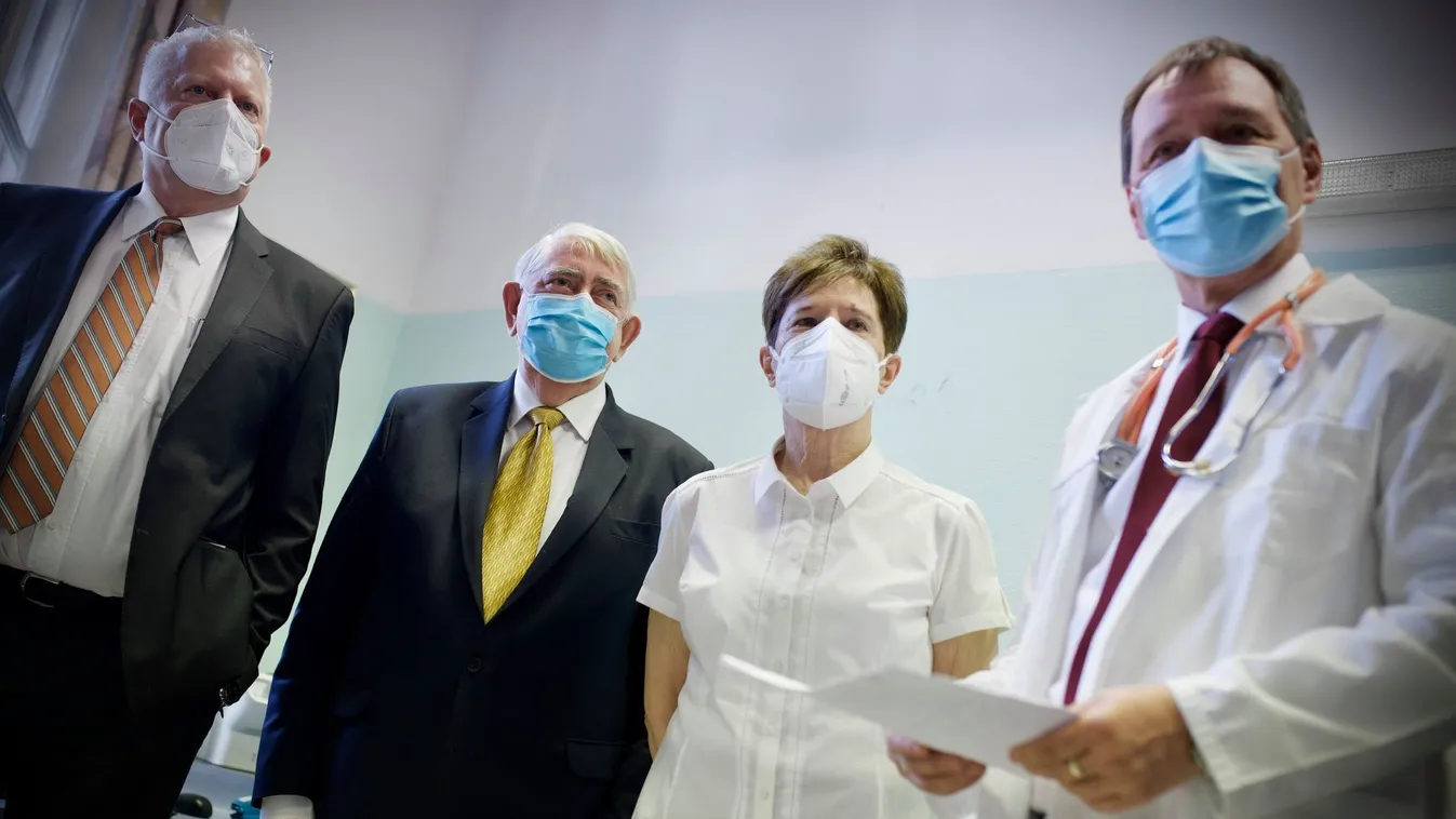 Kásler: fontos lépés az oltóanyagszállítmány megérkezése