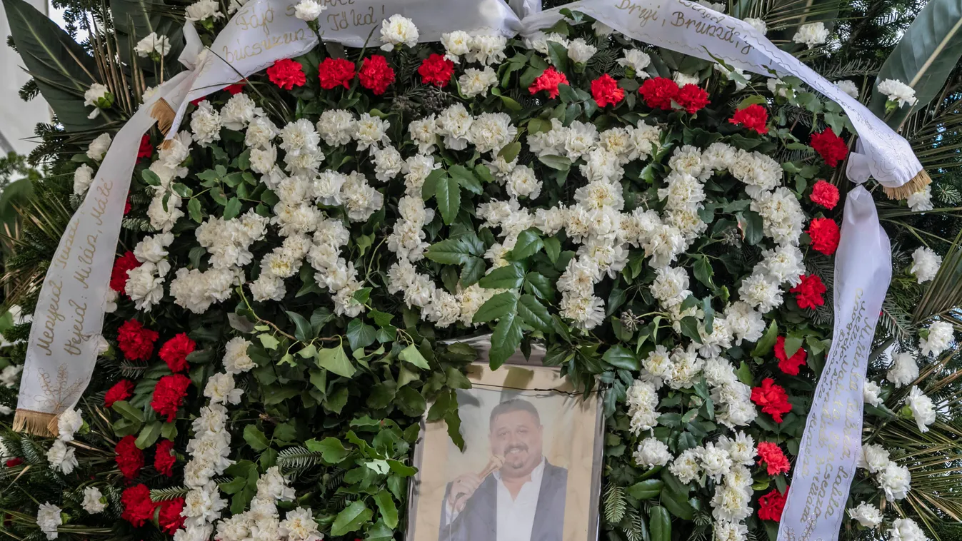 Méltó módon vettek búcsút tőle: öt órán át tartott Nagy Grófo temetése