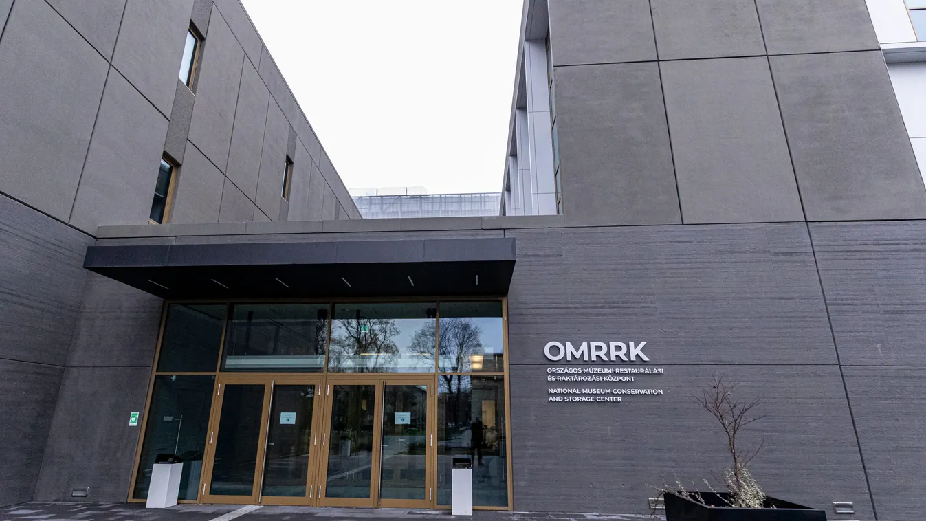 Új, európai színvonalú helyre költözik hazánk 300 ezer műtárgya