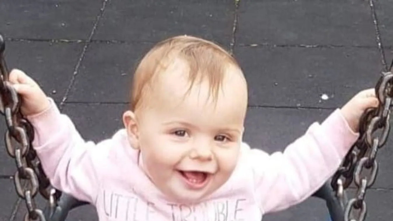 Megszakad a szív: sikított a fájdalomtól az egyéves kislány, akit az anyja szándékosan leforrázott