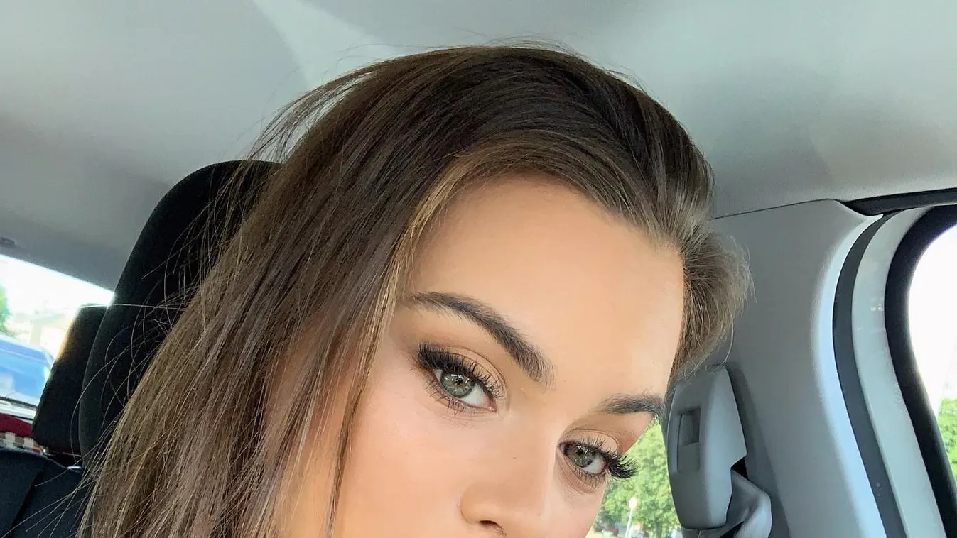 Vicces fotó: Nem semmi ajándékot kapott Gelencsér Timi kedvence