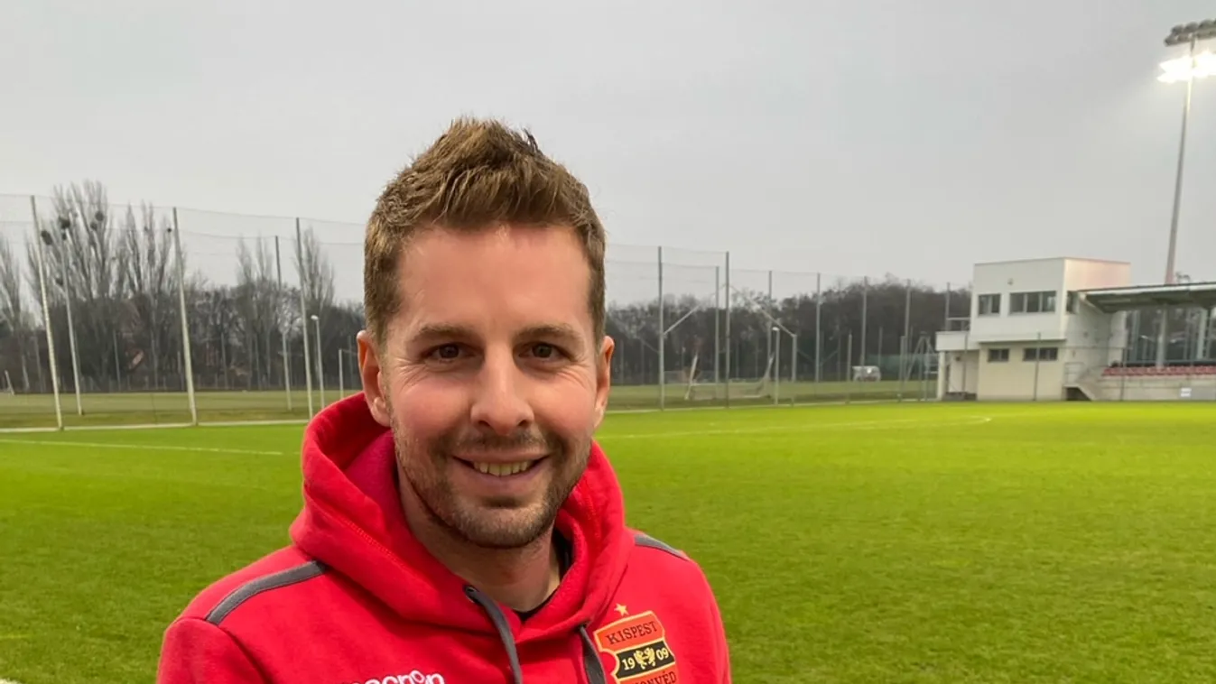 Suliszerelemről írt könyvet a Honvéd fociedzője