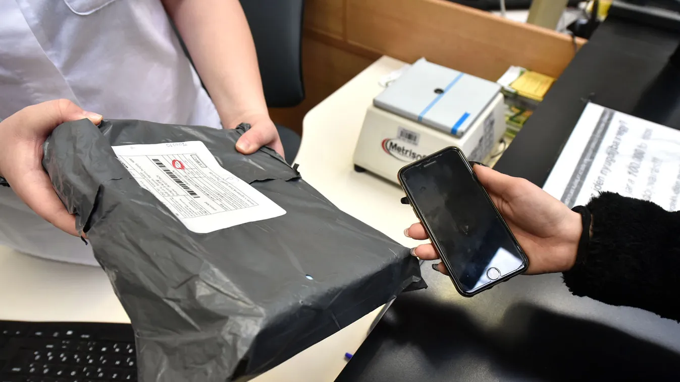 Vigyázz! Karácsonyi ajándékcserére buzdít az illegális piramisjáték