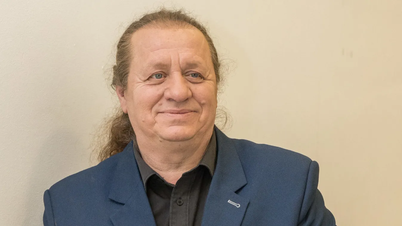 Zámbó Árpy nagyon félti édesanyját a vírustól: „Nagyon bízom ebben az oltásban”