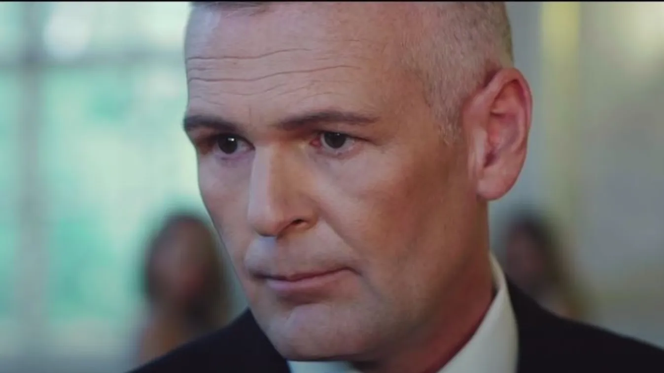 Tizenöt kilót fogyott a műsorvezető, hogy ő legyen a magyar James Bond!