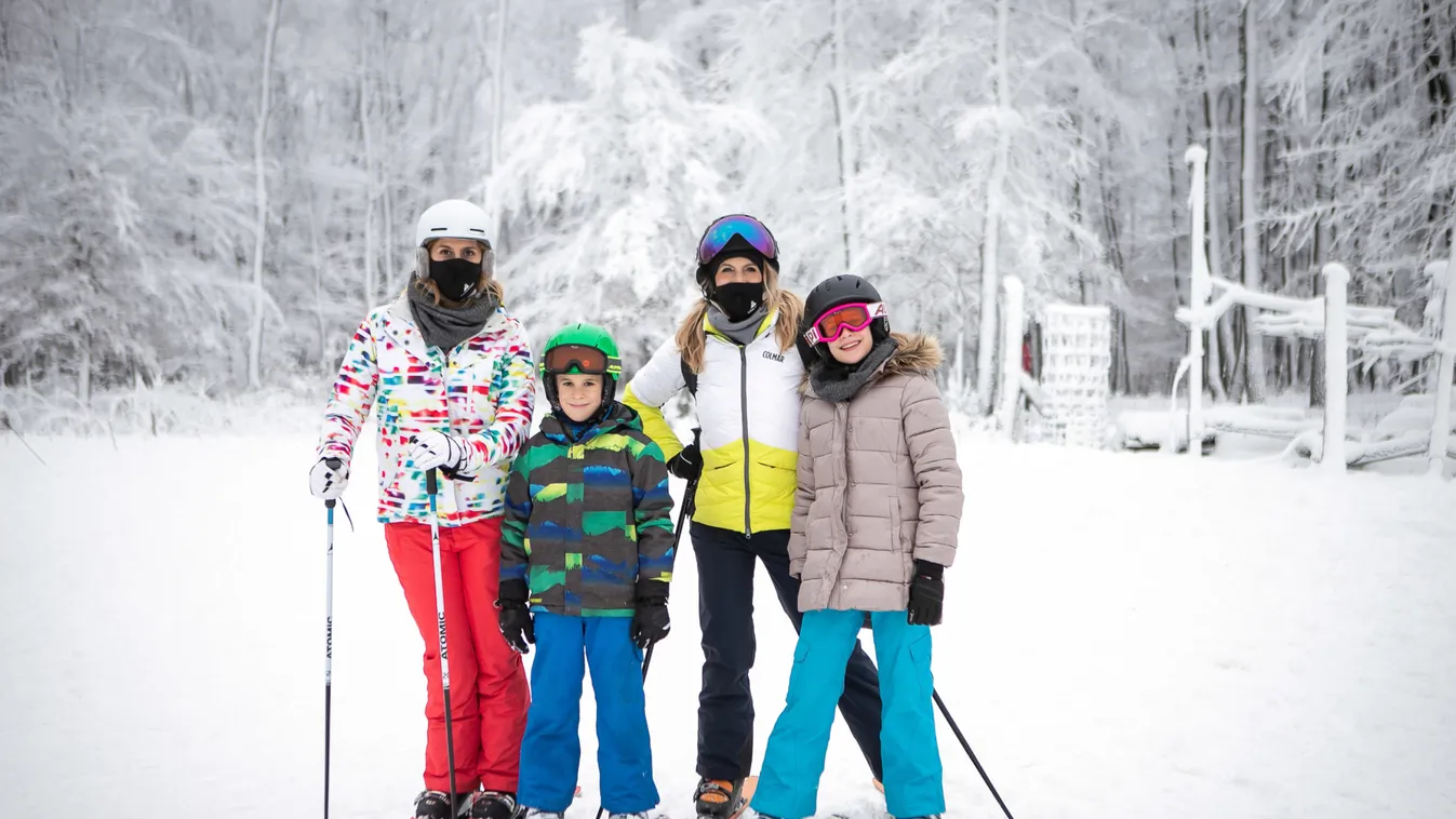 Tündéri fotók: így még sosem láttad Béres Alexandra lányait