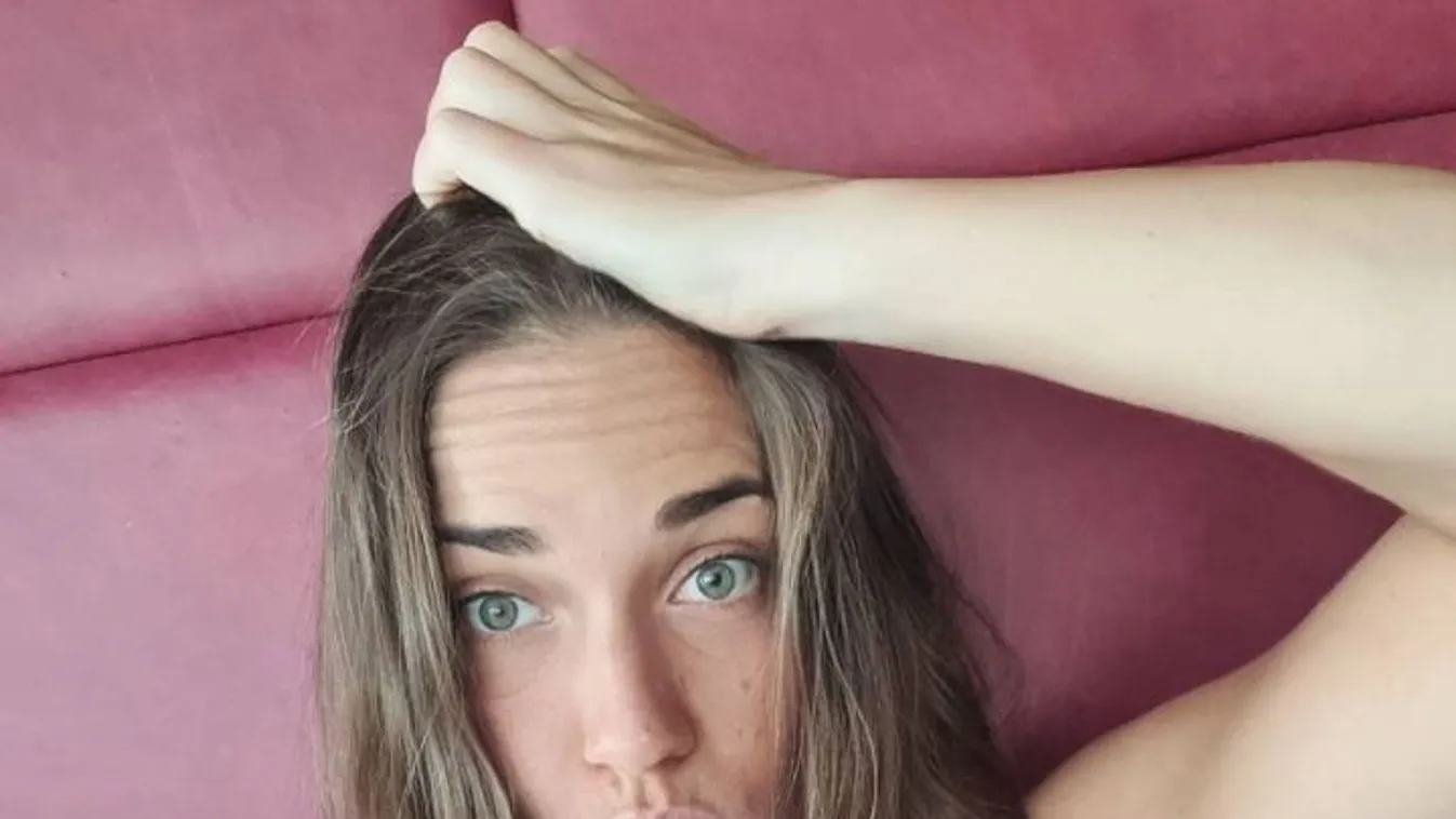 "Kezdek megőrülni" - Babos Timi a szobafogságból üzent