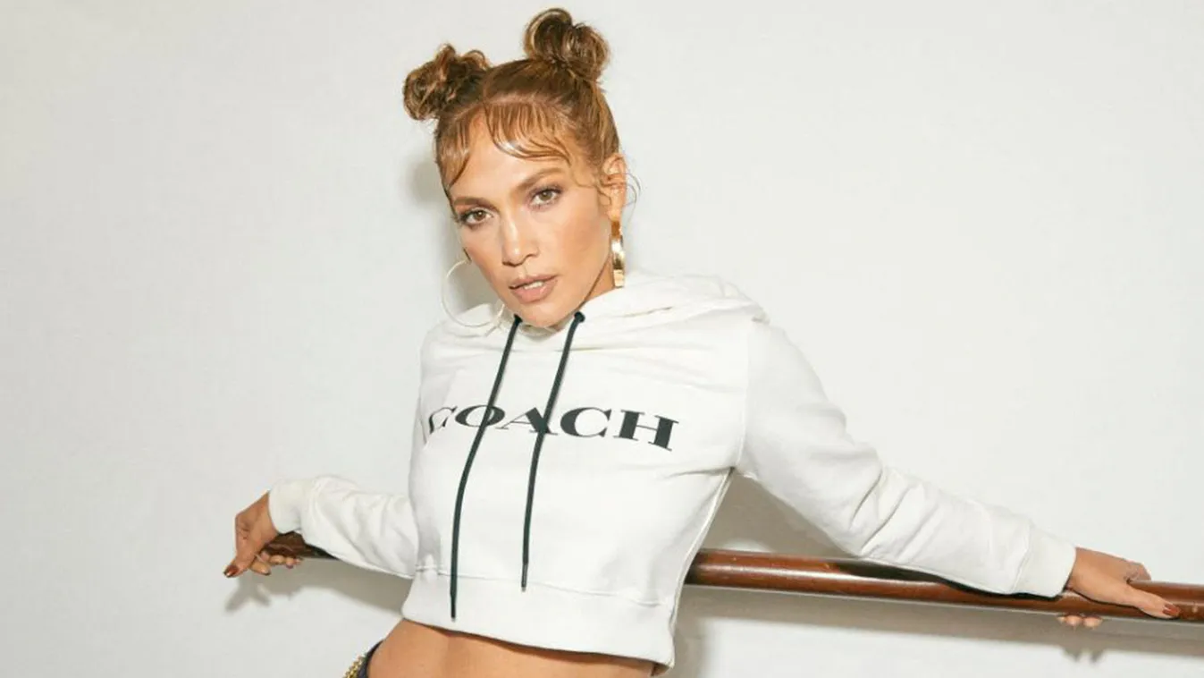 Jennifer Lopez megint a bikinis popójával támad - Fotó