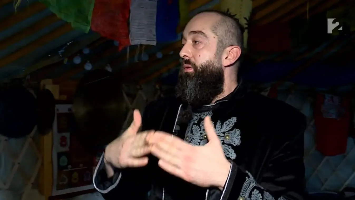 Szakított a sztárvilággal, jurtába költözött a magyar sztár!