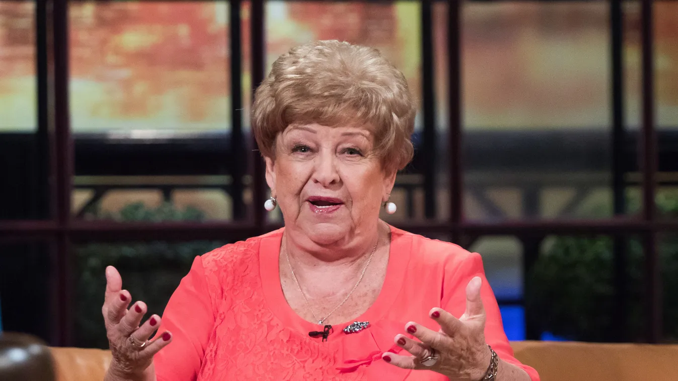 Nagyon kellemetlen, ez történt a boltban a Szomszédok sztárjával