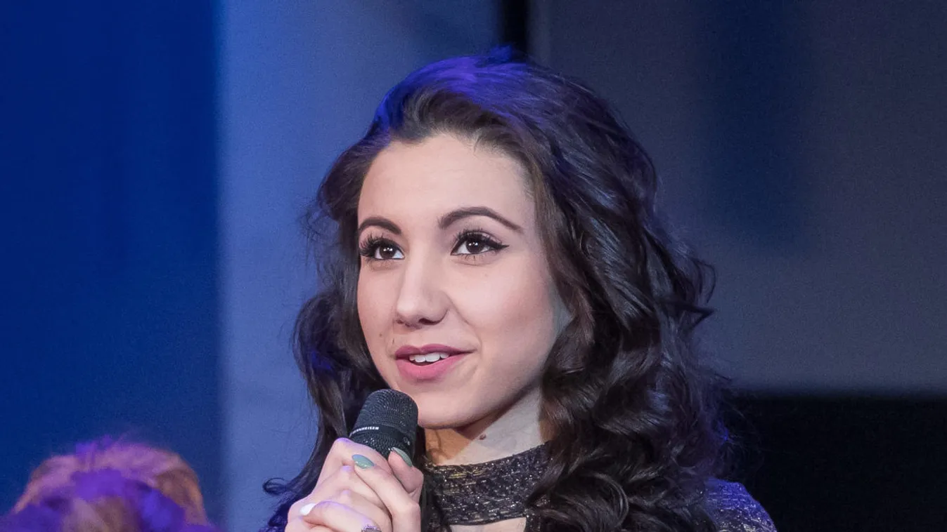 Titkos esküvő? Csodaszép menyasszonyi ruhában kapták le a fiatal magyar színésznőt - Fotó