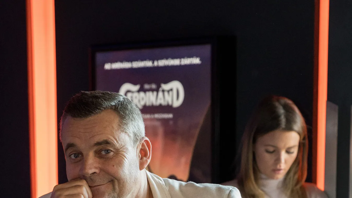 "Alattomos kis dög ez a vírus" - Várja a vakcinát a magyar sztárszínész