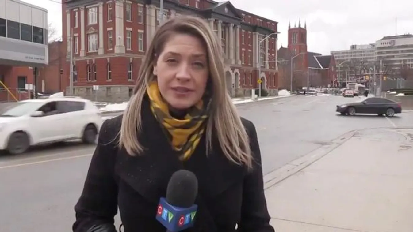 Undorító, mit üvöltött a szexéhes autós az élő adásban lévő riporternőnek