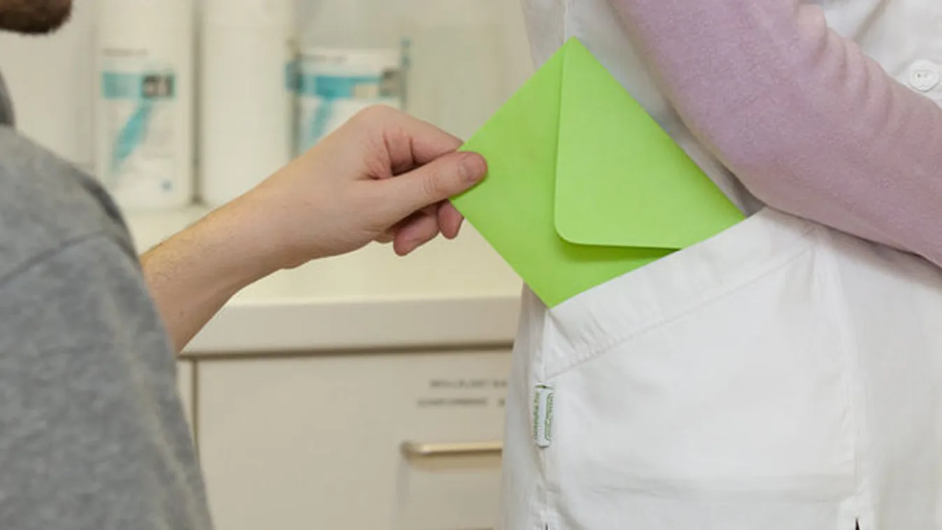 Kemény büntetést kapott a hálapénzt elfogadó orvos