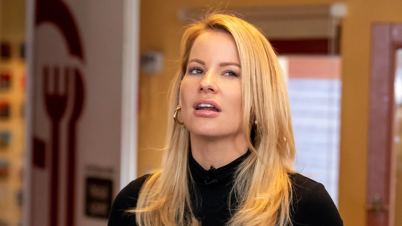 Lesújtó hírt közölt, gyászol Mádai Vivien