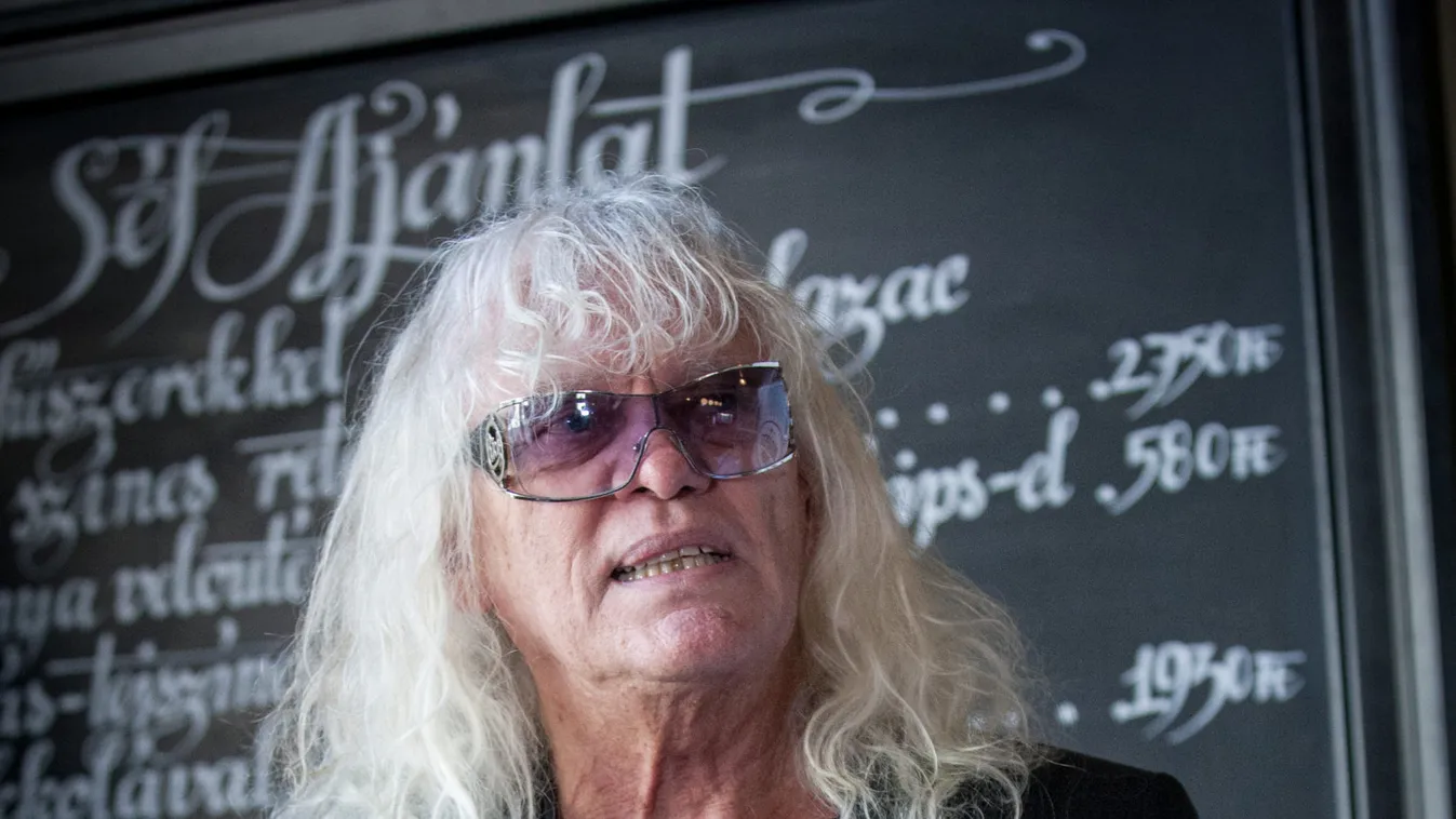 Kóbor János meglepő nyilatkozatot tett az Omega együttessel kapcsolatban