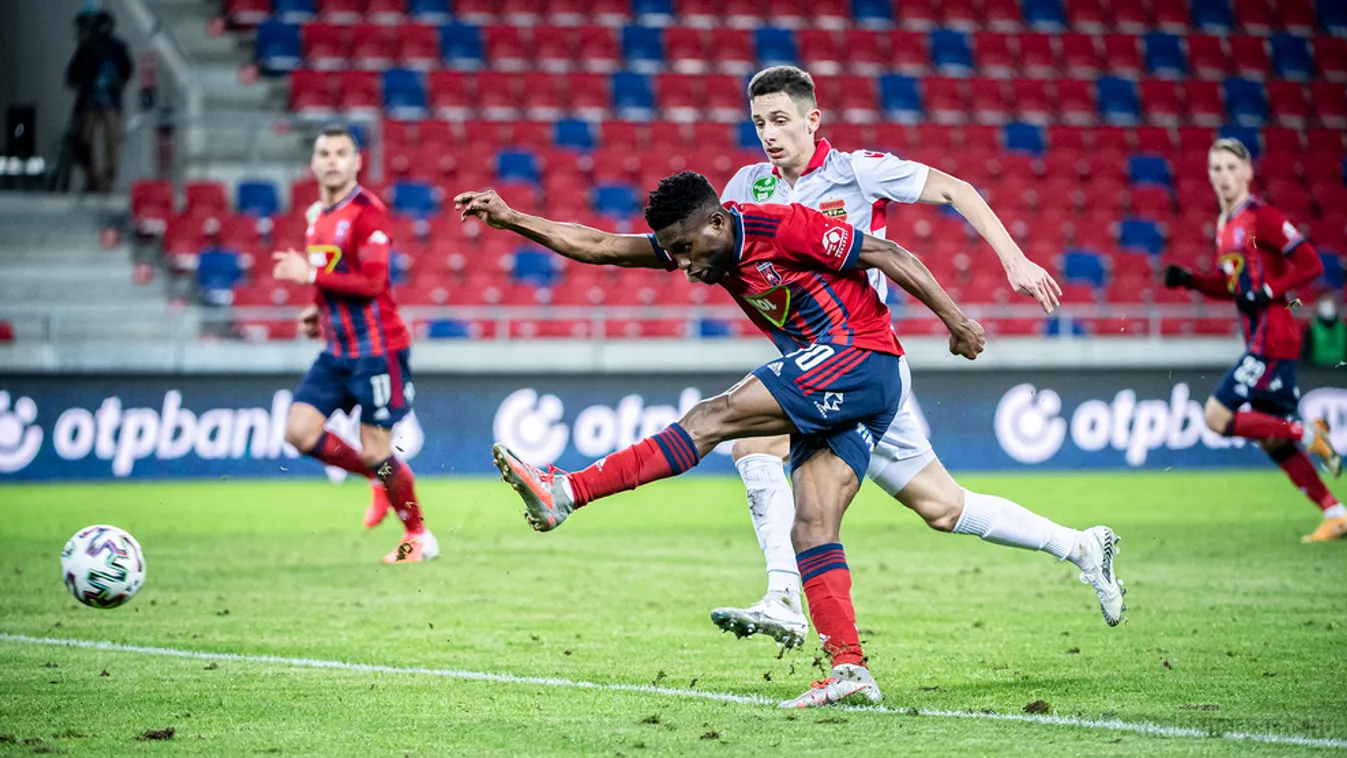 Ez a videó még bejárja a világot: lecsúszott az NB I-es focista gatyája játék közben