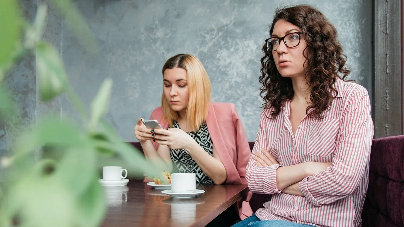 Érdemes a férjedre panaszkodnod a barátnőidnek?