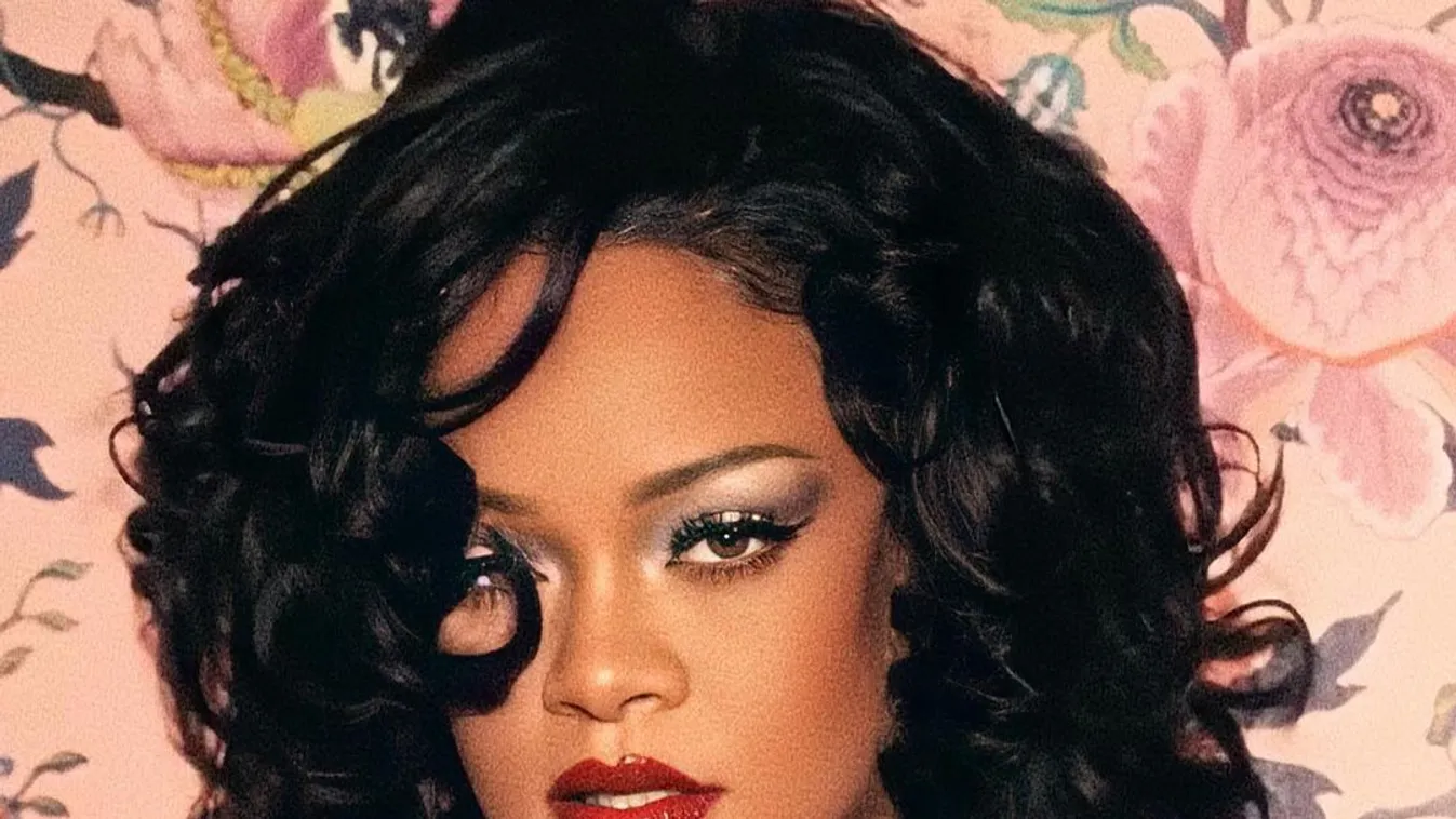 Rihanna villantásparádéval lepte meg a rajongóit - Fotók