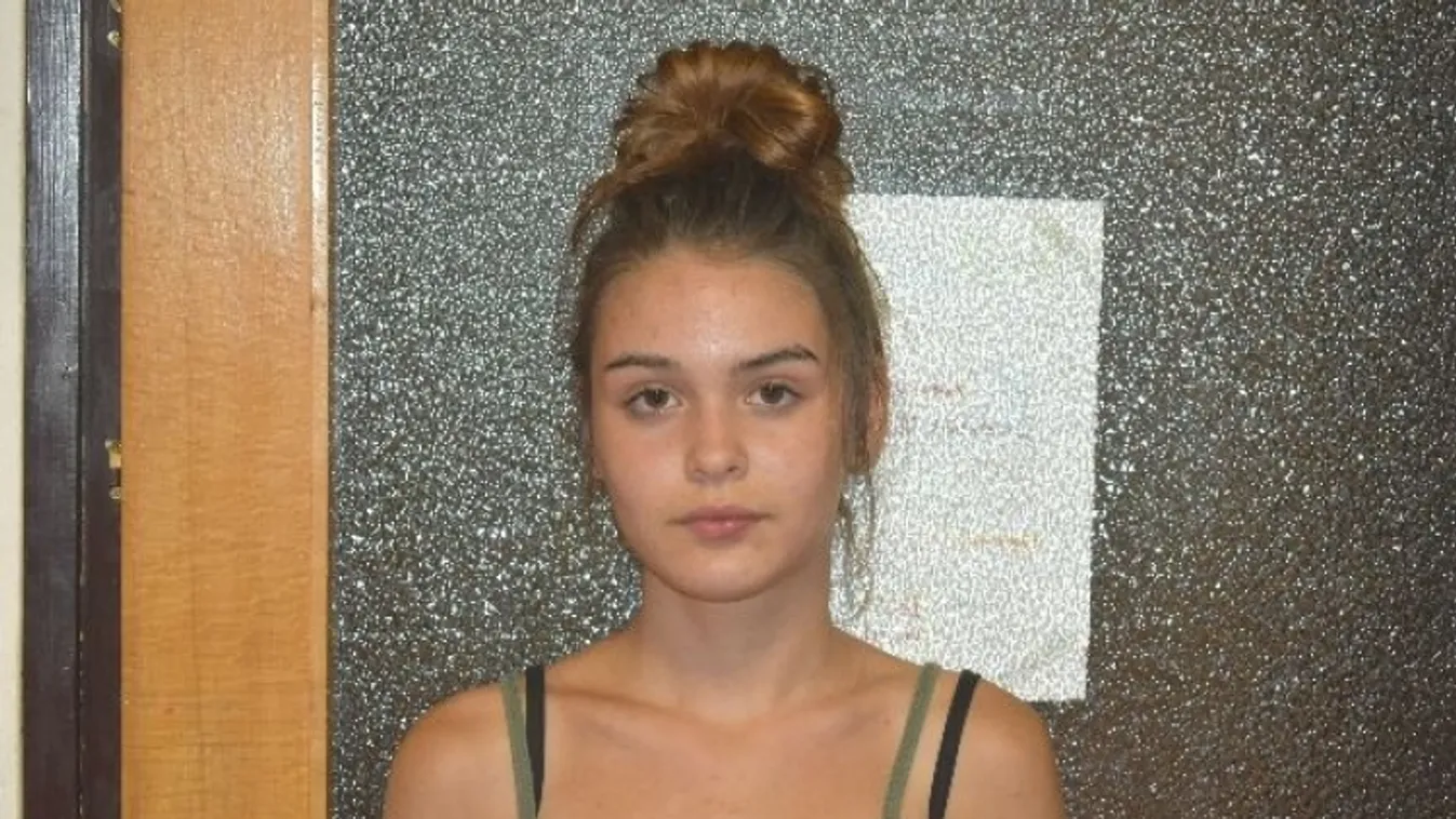 Ezt a gyönyörű 15 éves tinilányt keresik mindenhol - Fotó