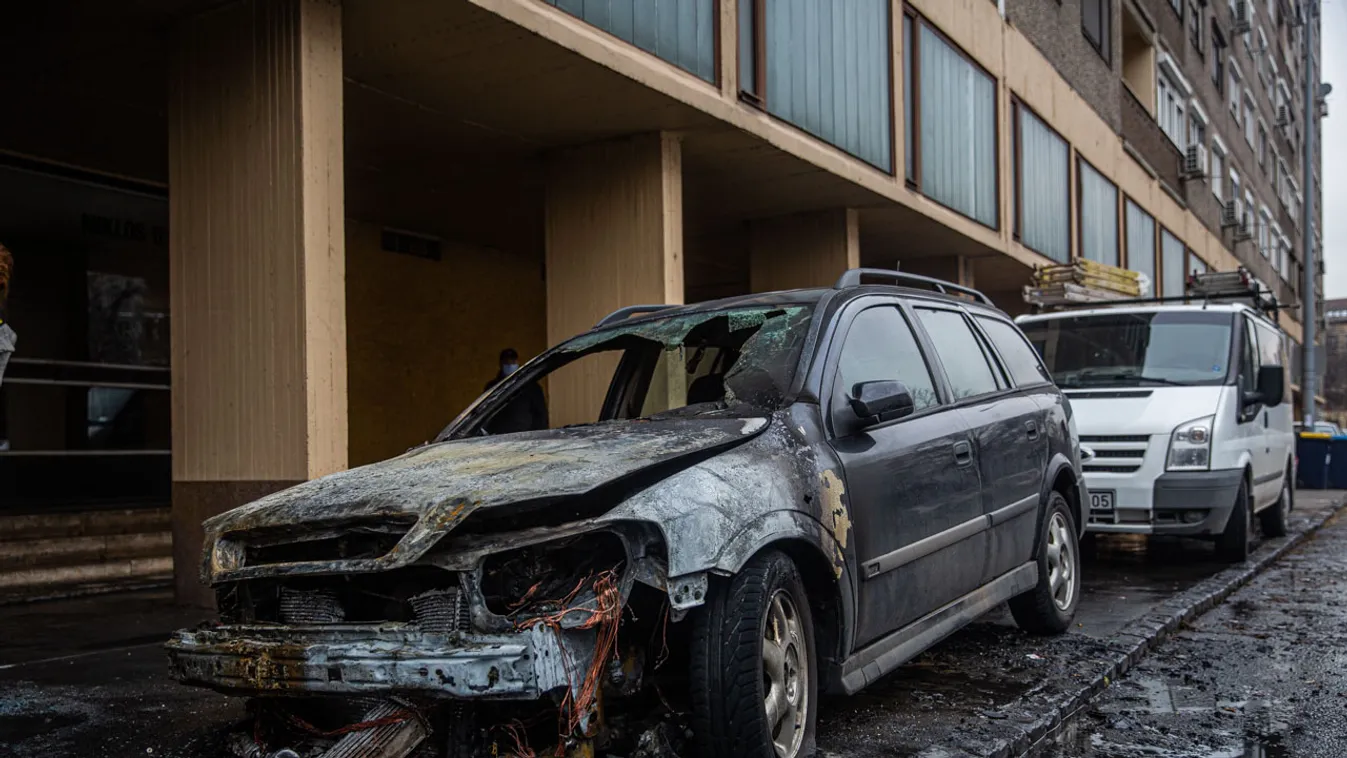 Óbudai kigyulladt autók: "Akkora durranás volt, hogy kiugrottam az ágyból!"