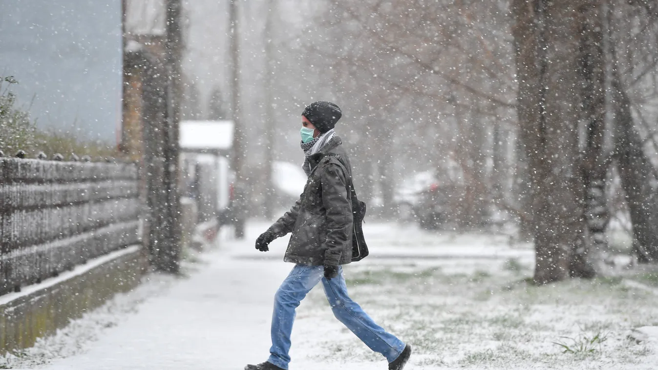 Kiadták a riasztást: durva havazással zúdul ránk a szibériai hideg