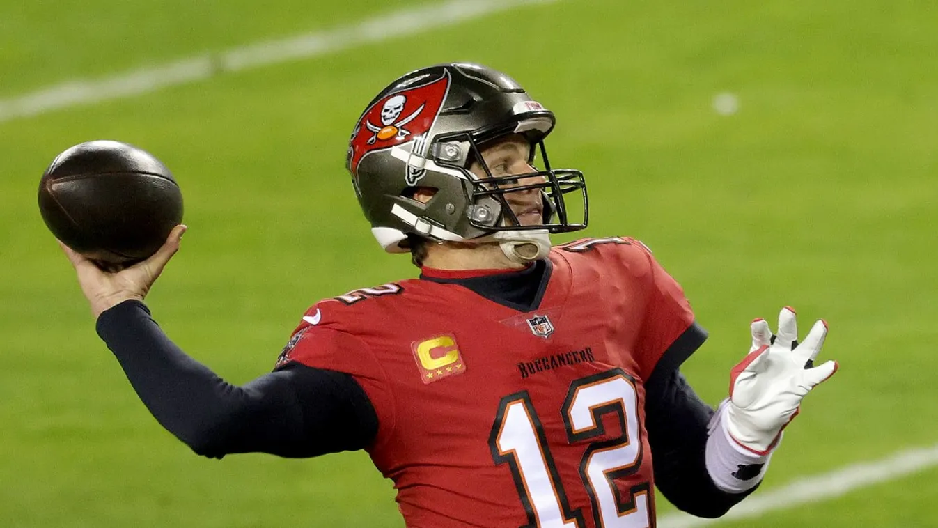 Sztriptíz és táncosnők, pikáns programmal készülnek a Super Bowlra