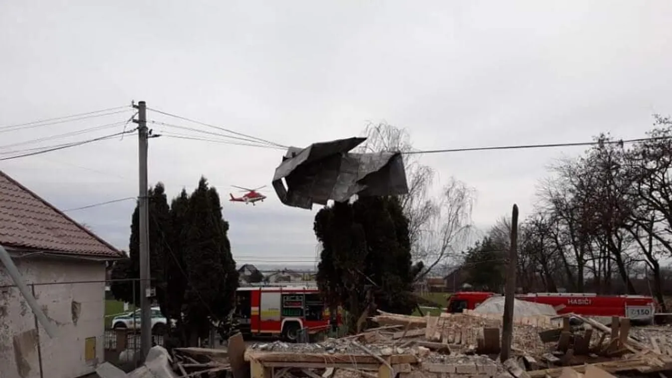 Gázrobbanás rázta meg a falut, nagy erőkkel vonultak ki a tűzoltók