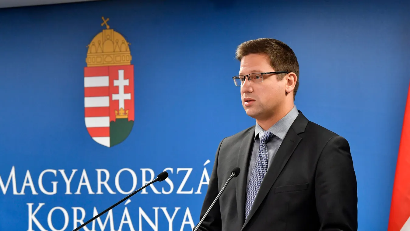 Gulyás: álhír, hogy az Európai Bizottság a közbeszerzési törvény módosítását kérte volna