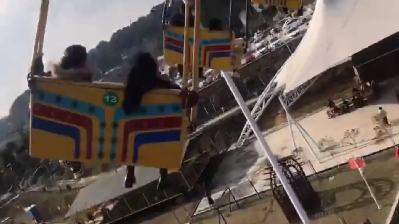Félelmetes: leszakadt a körhinta a vidámparkban, rengeteg a sérült – videó