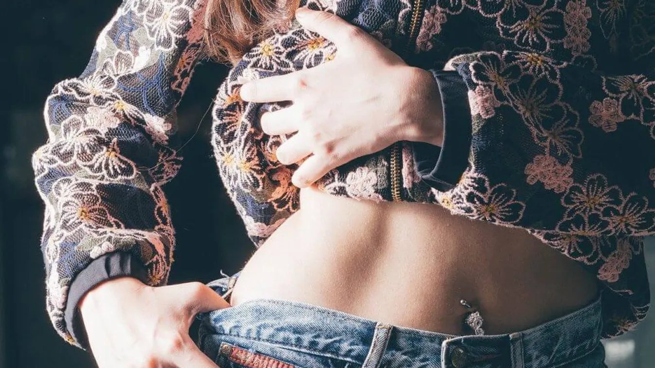 TikTok-on terjed a legújabb kihívás, vigyázat, tinilányok veszélyben