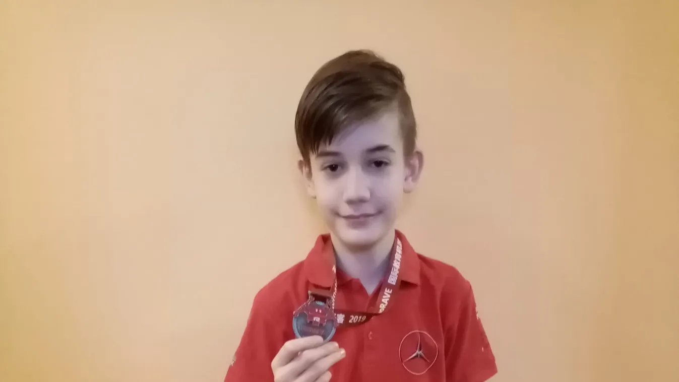 Hihetetlen: még csak kisiskolás, de már világbajnok ez a magyar kisfiú - fotó