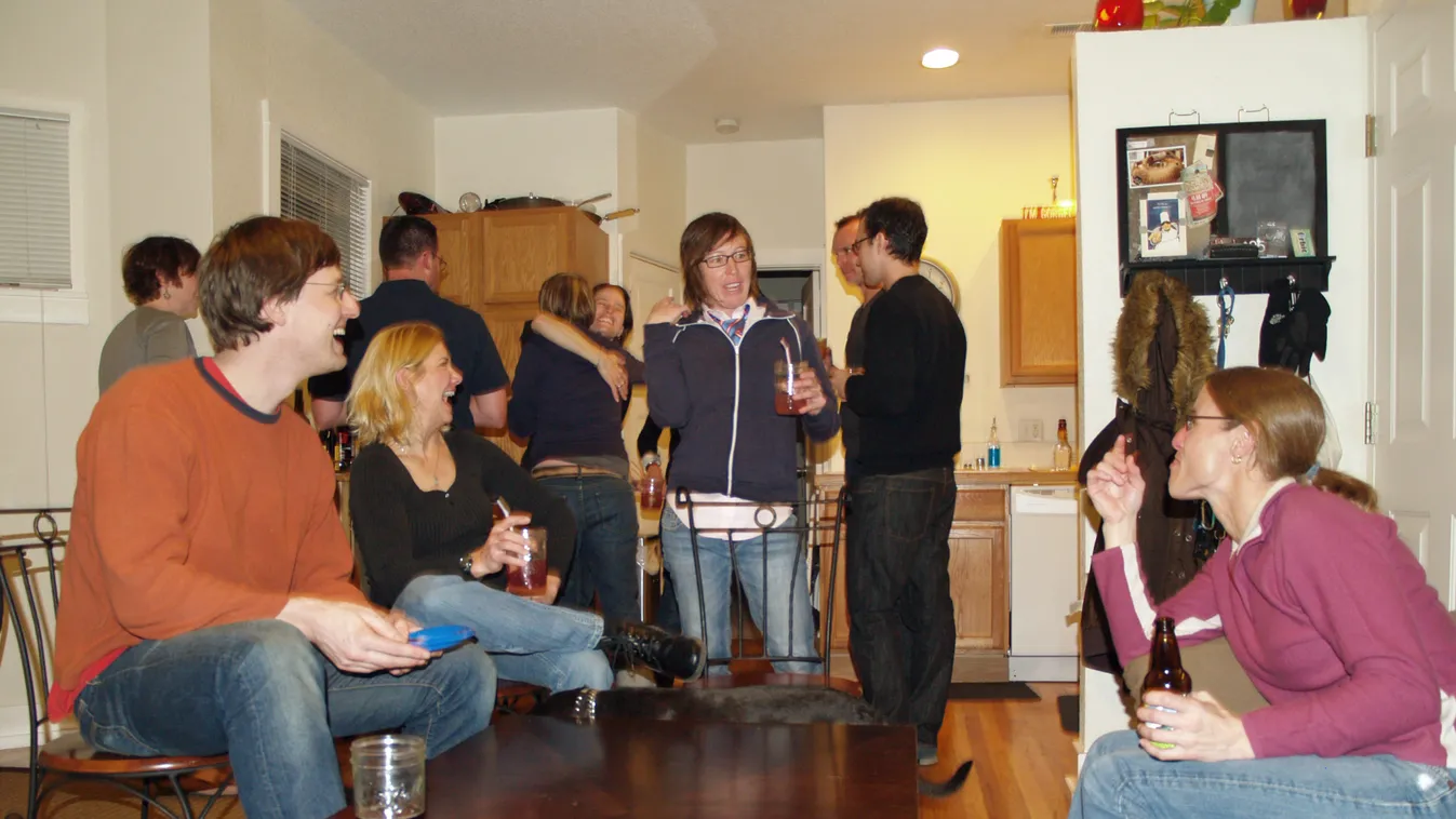 Így mulatnak a budapesti karanténlázadók